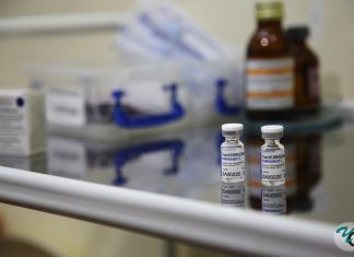 Медики, учителя и соцработники первыми привились от коронавируса в Туапсинском районе